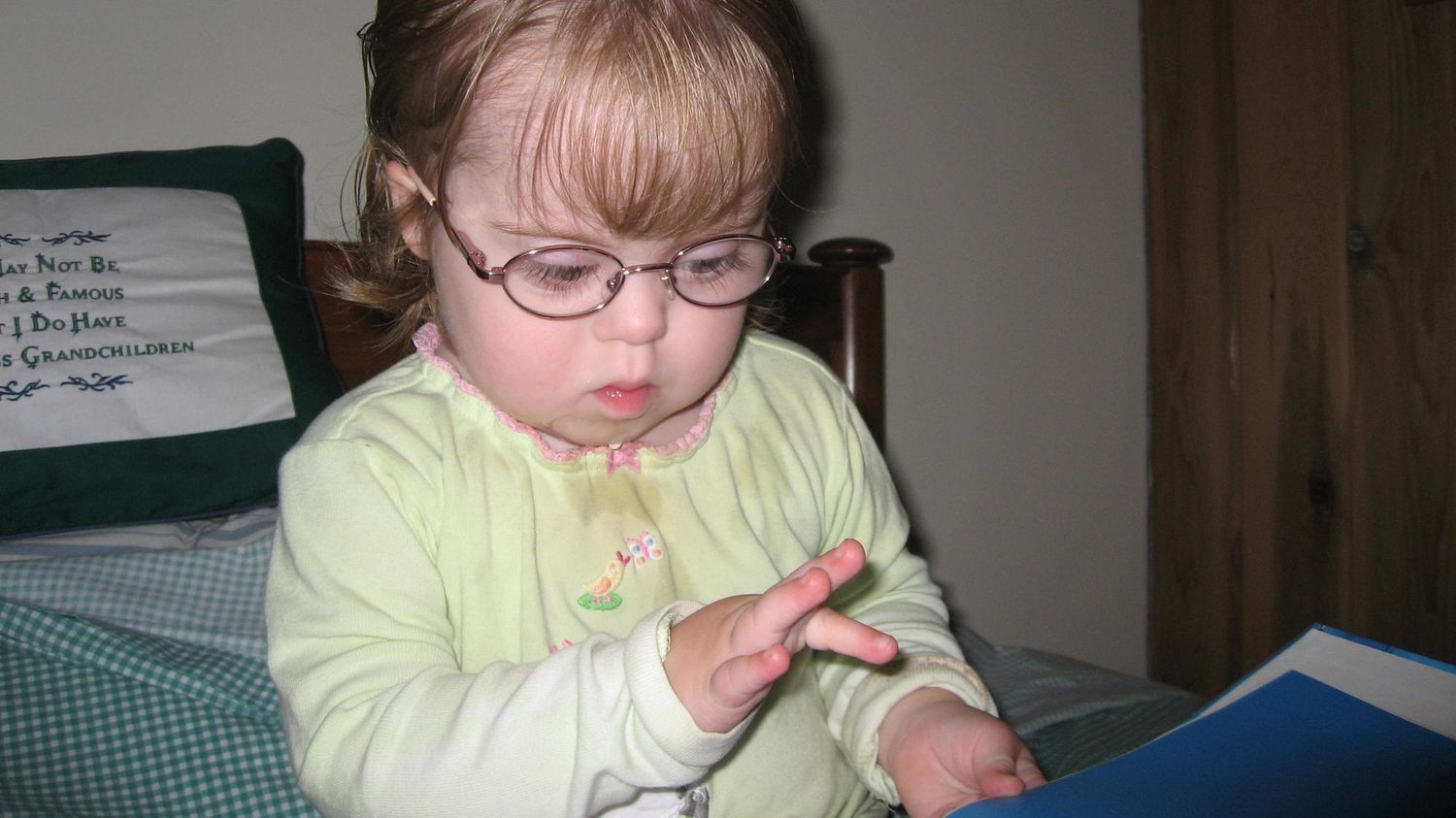 Дети и здоровье: как синдром Дауна и эпилепсия могут быть связаны с родами