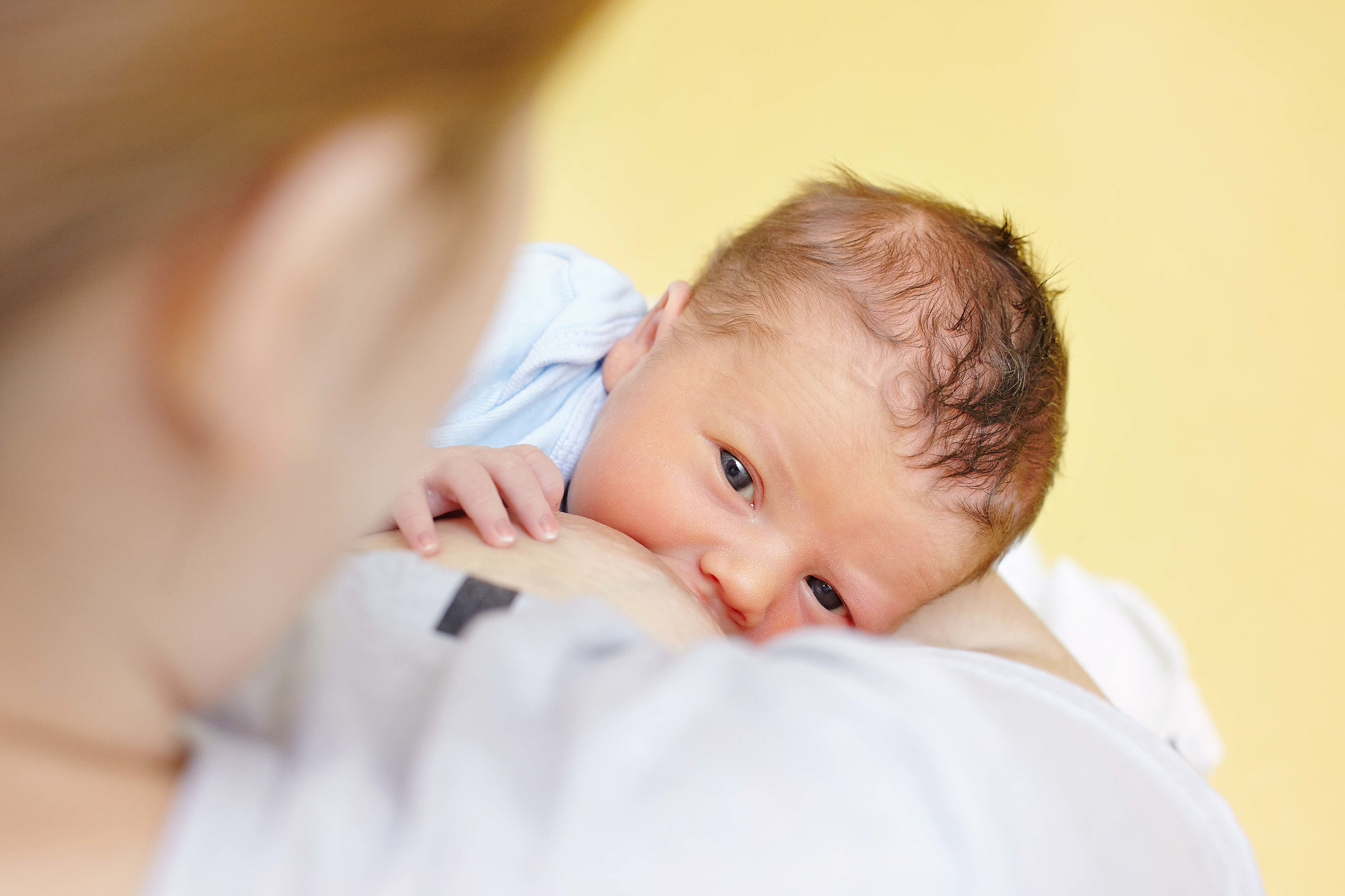 Как отучить ребенка от грудного вскармливания без стресса и слез