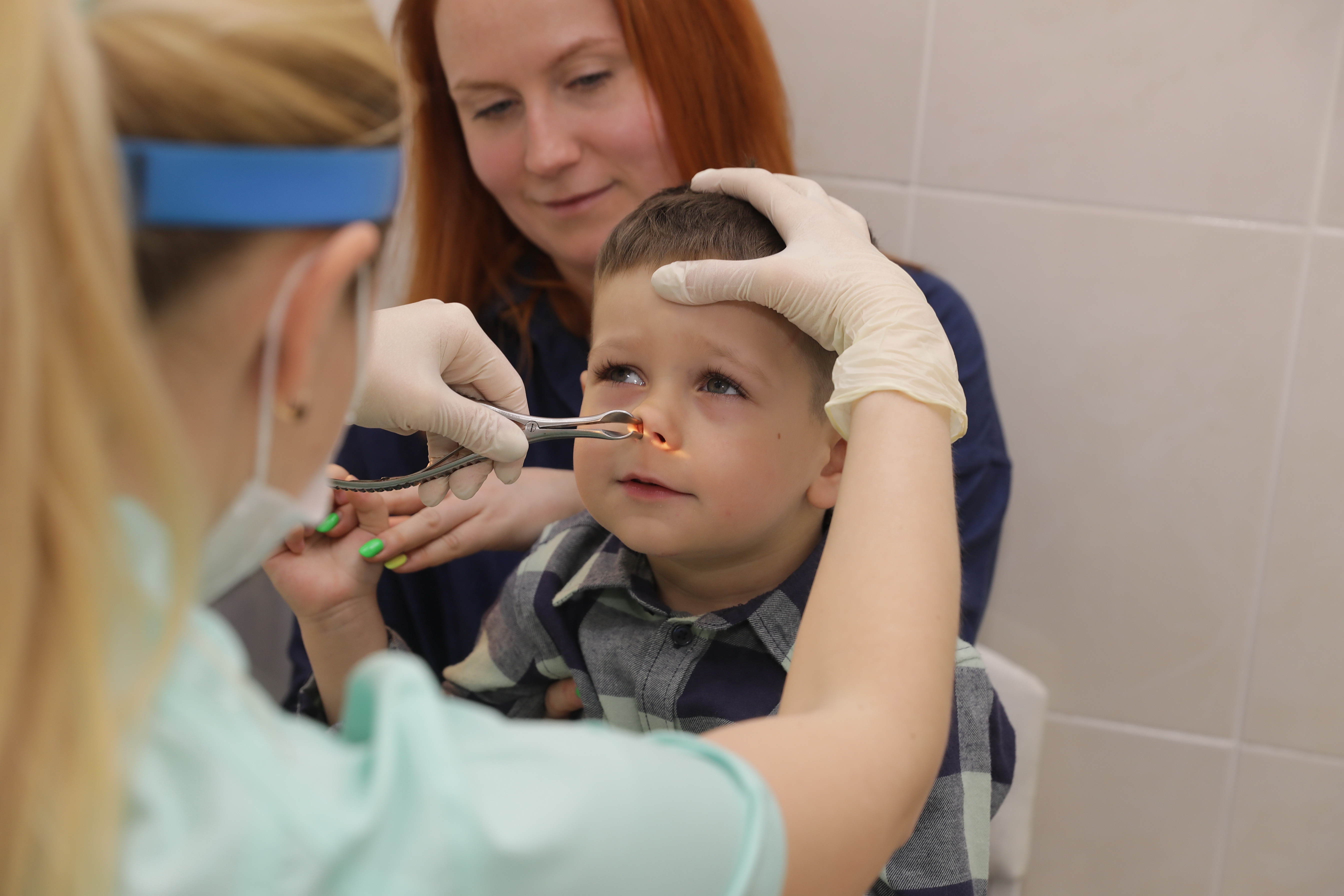 Почему не стоит спешить с удалением аденоидов у детей