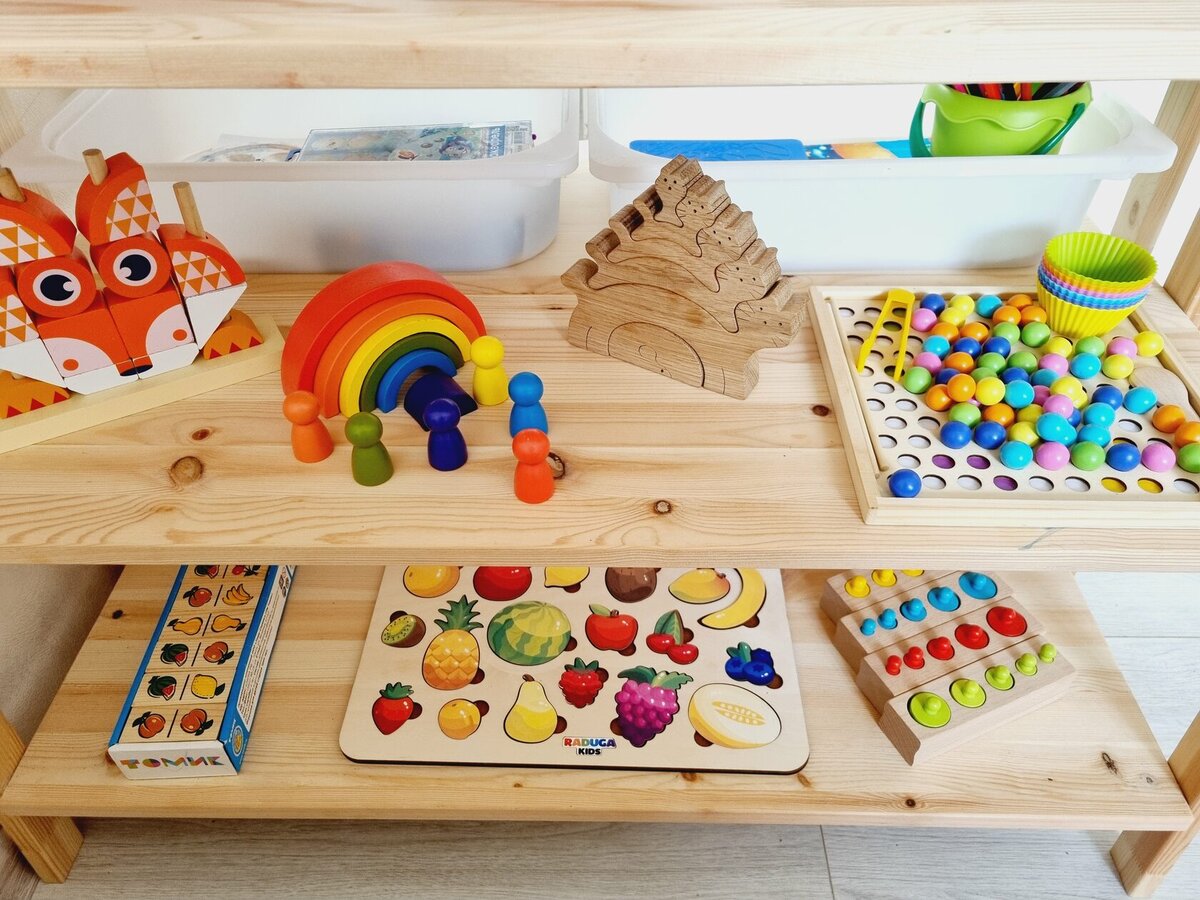 Топ-9 развивающих игрушек по методике Монтессори, которые увлекут вашего малыша