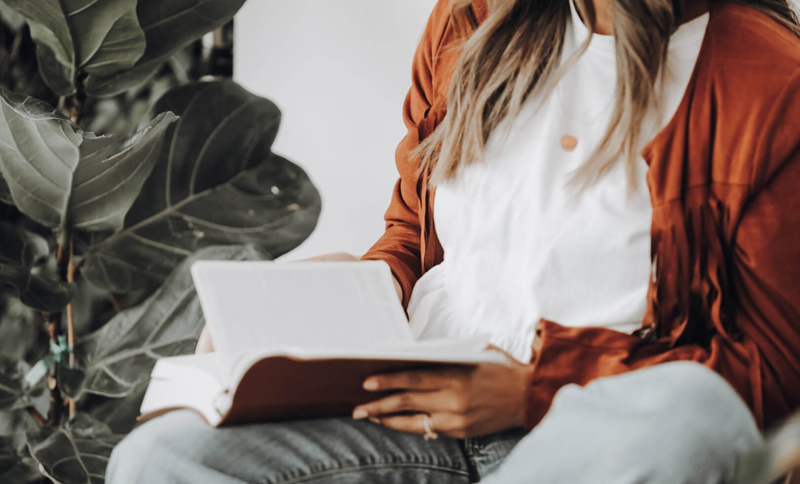 Как я держу себя в форме: онлайн-курсы и книги для младших мам