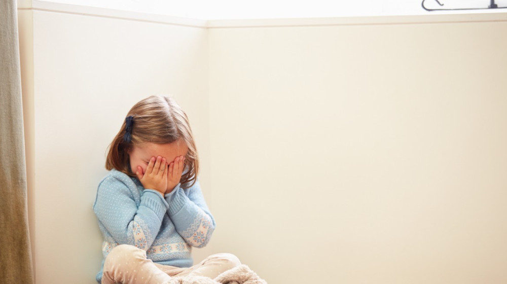 Любовь или боль: когда родительская забота становится абьюзом