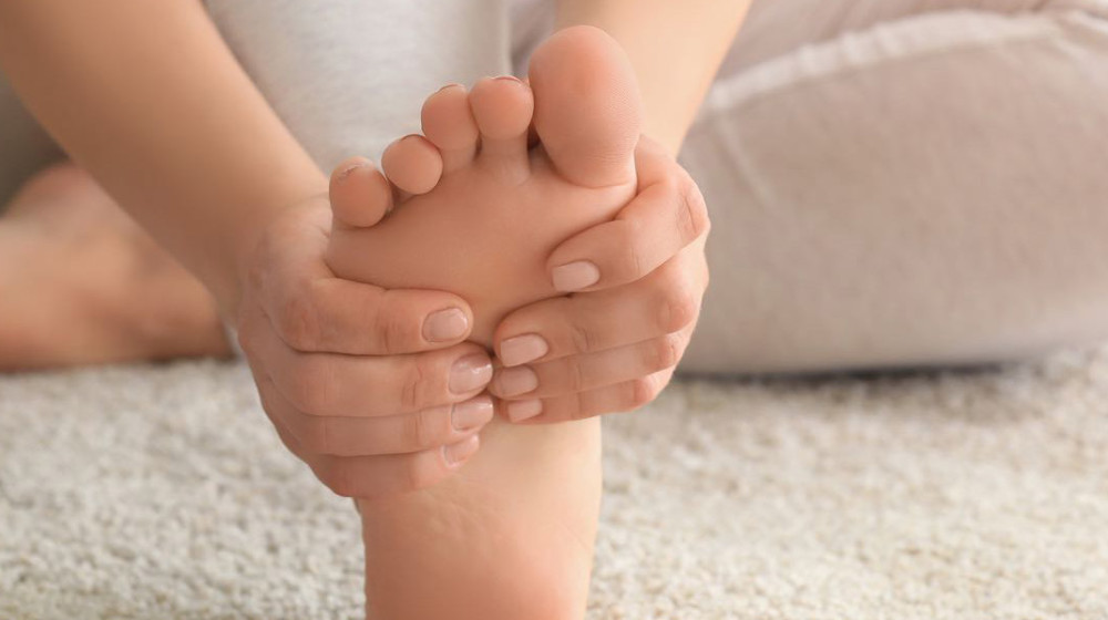 Почему боли в ногах у детей — это не просто "боли роста"