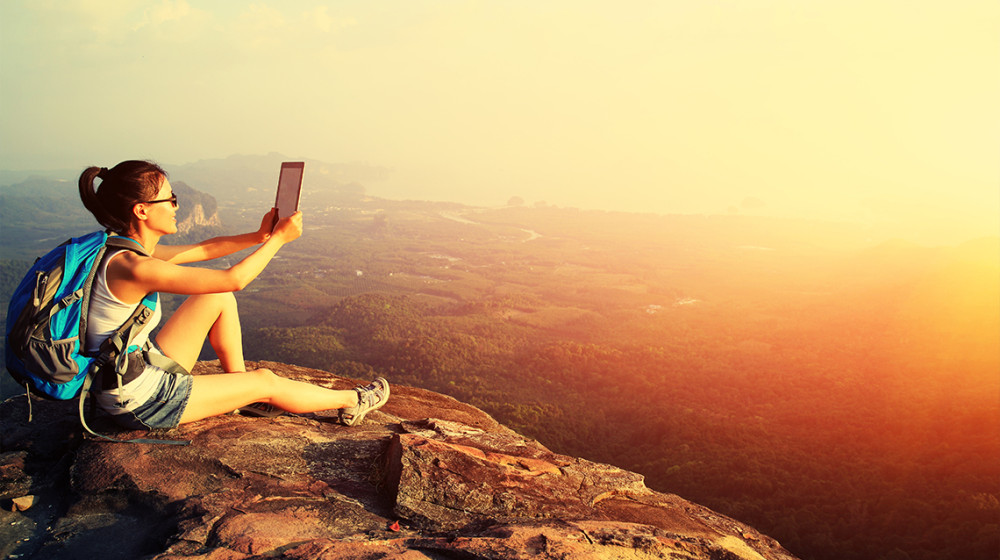 "Путешествия в одиночку после 55: Как решиться и получить максимум удовольствия" (Самореализация, Путешествия, Преодоление страхов)